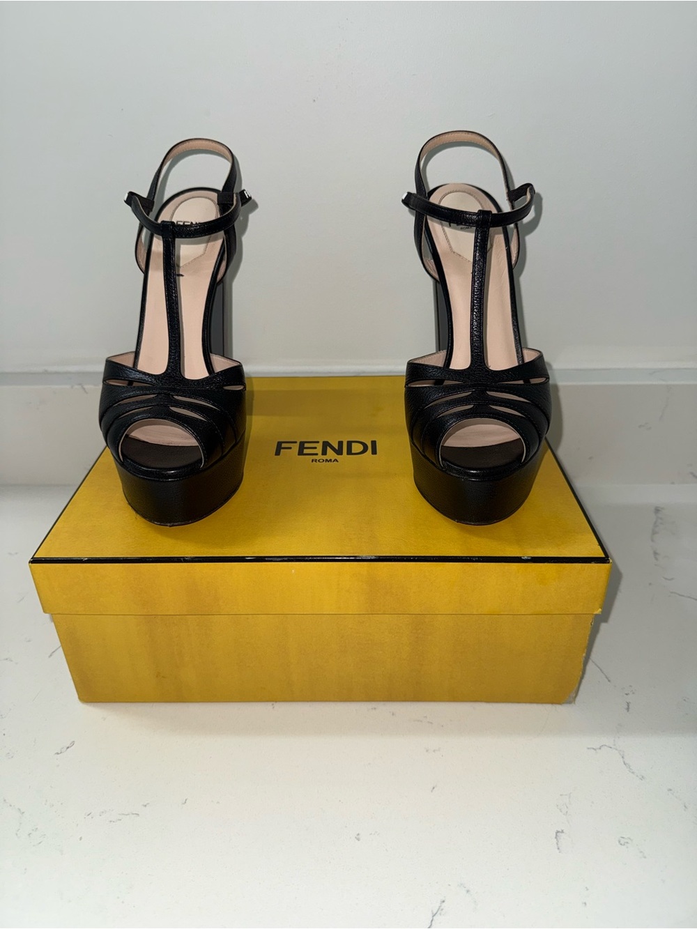 Fendi Black Leather Platform T-Strap Sandals with Ankle Buckle